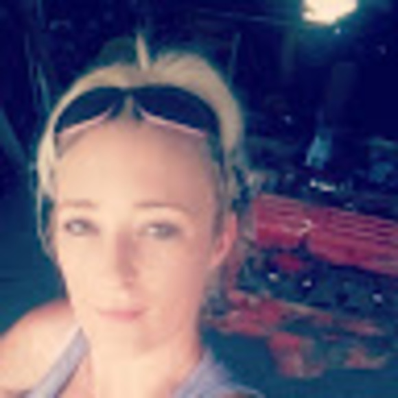 Meet your Posher, Ashley - Picture 1 of 1